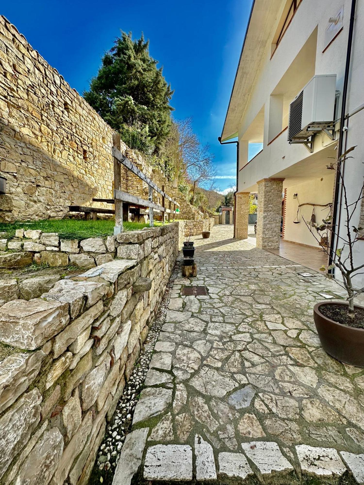 Country B&B Piani Del Mattino Potenza Luaran gambar